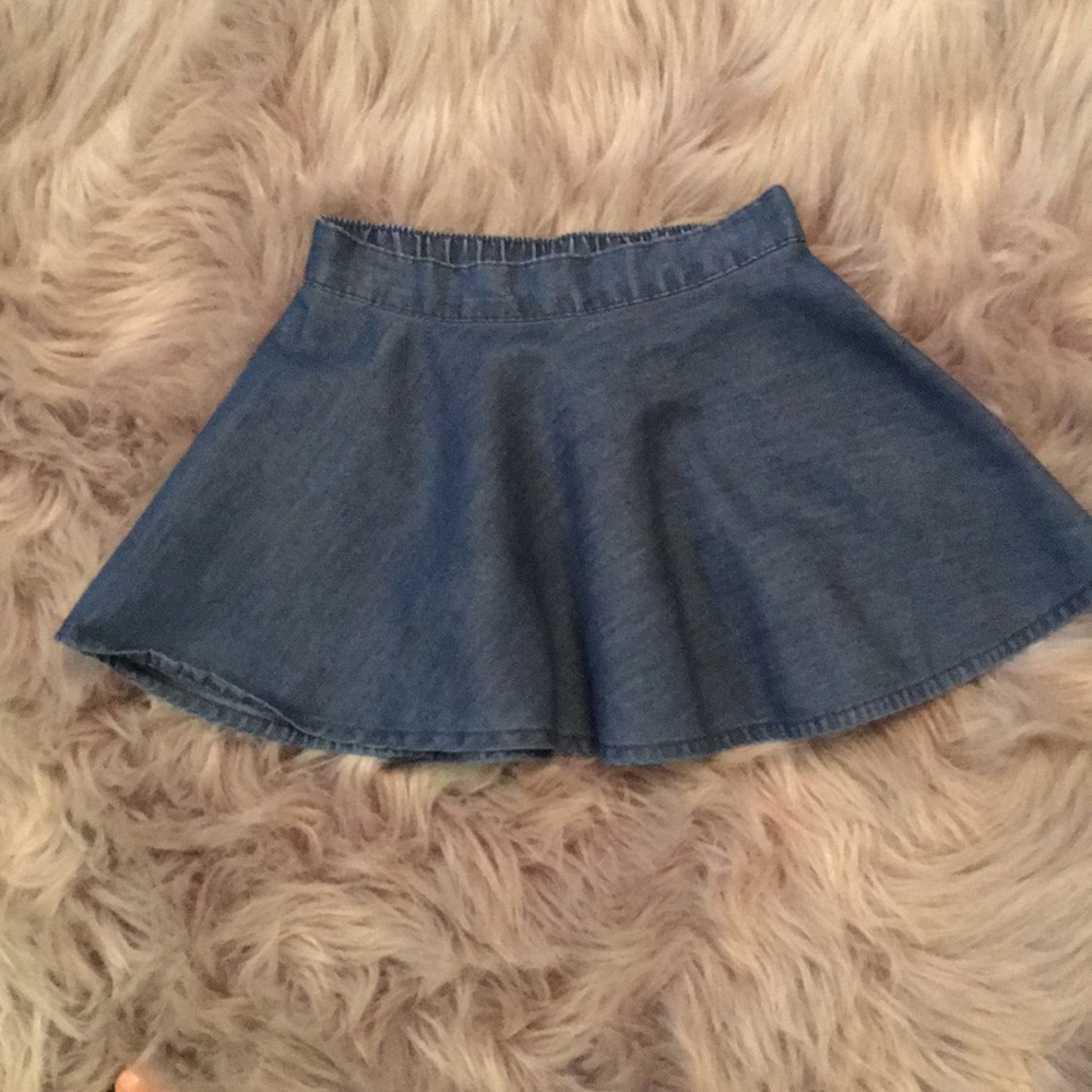 🌼Girls Blue jean skirt.